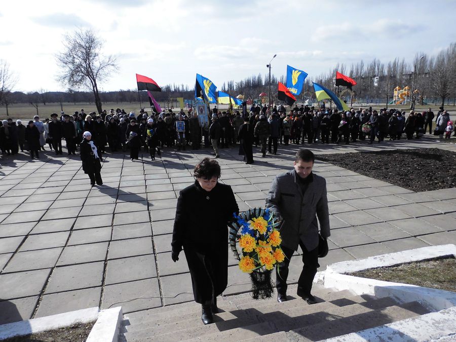 20 лютого україна відзначала другу річницю революції гідності та день вшанування героїв небесної сотні. Зображення 1