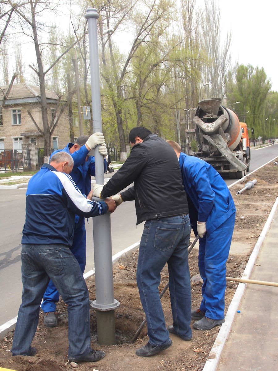 поєднуючи функціональність з естетикою, продовжує осучаснюватися одна з центральних вулиць міста. Зображення 1