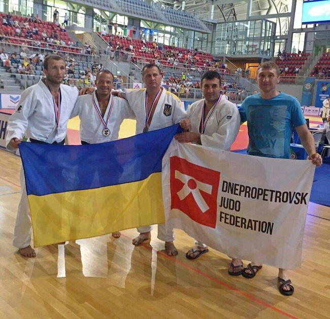 наш сергій сінілов серед чемпіонів європи. Зображення 2