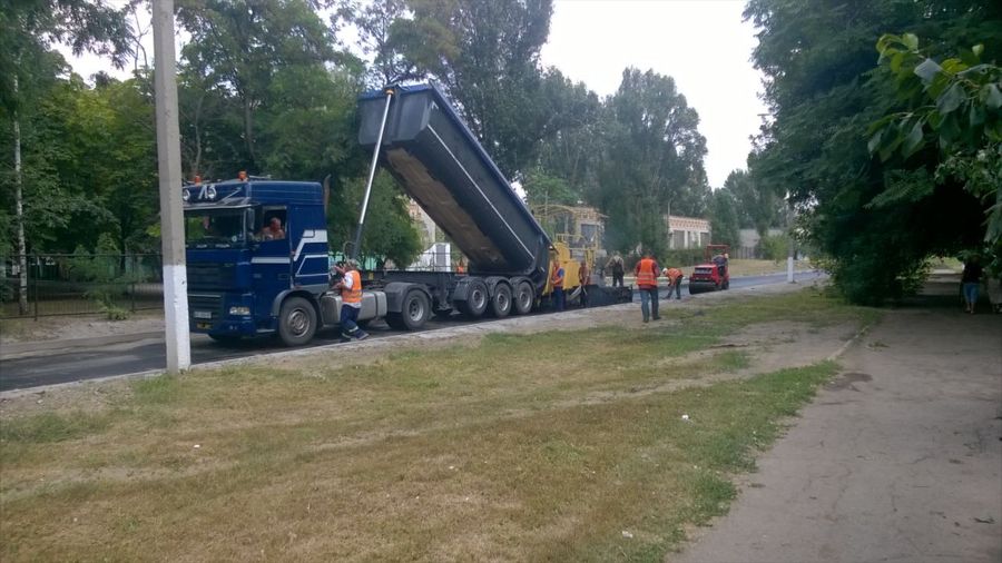 на вулиці незалежності триває капітальний ремонт. Зображення 1