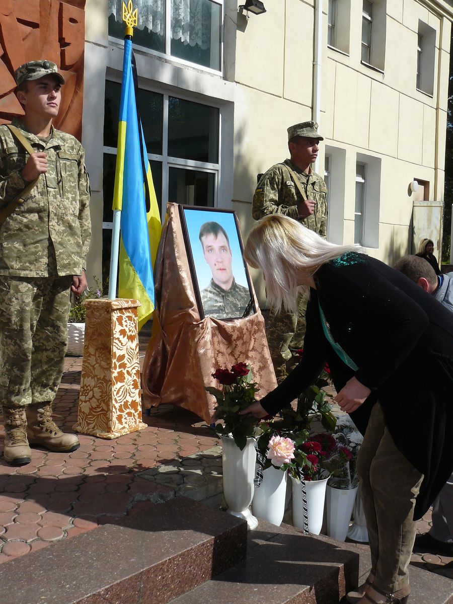 покров провів у останню путь свого земляка. Зображення 2