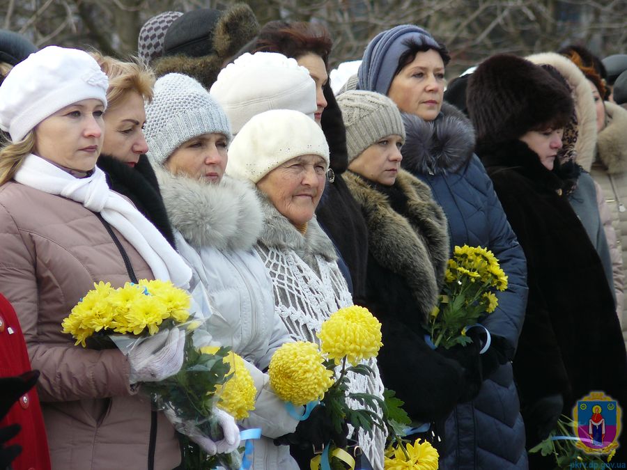 у покрові вшанували доленосні події сучасної історії. Зображення 1