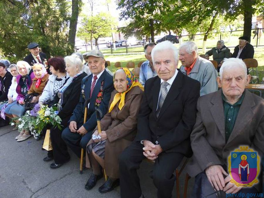 підсумки 2016-го: за минулий рік соціально вразливим категоріям населення надано 107162 соціальні послуги. Зображення 2