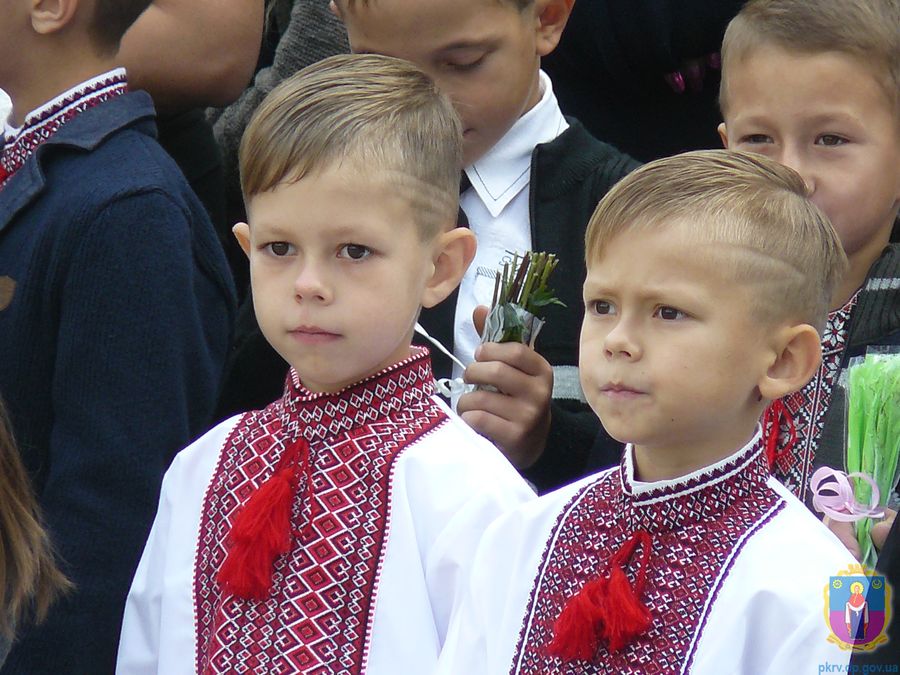 для школярів покрова пролунав перший дзвінок. Зображення 6