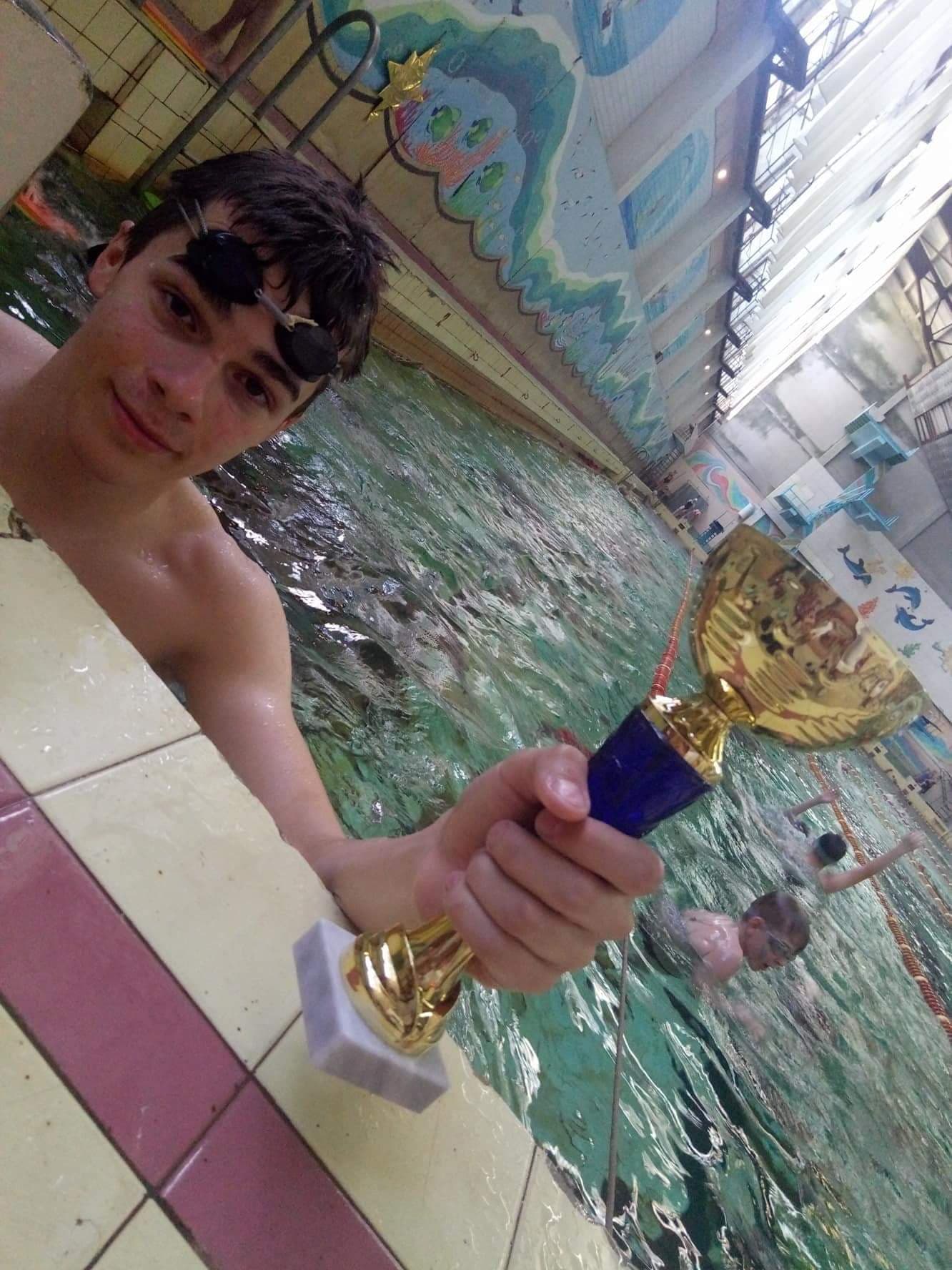 пройшов відкритий чемпіонат міста з плавання серед юніорів на честь андрія івановича черепа. Зображення 2
