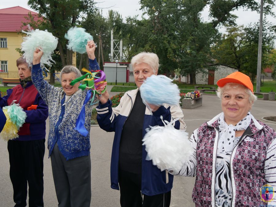 з добротою й щирістю – у покрові пройшов день людей похилого віку. Зображення 5